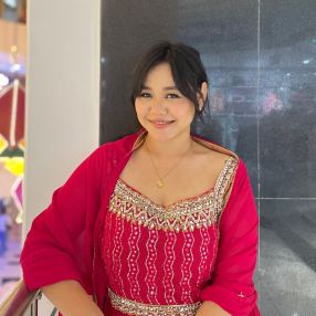 Sujata, Babysitter in Sidney