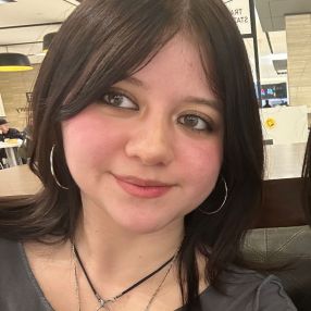 Paula Stefania, Babysitter in Markham