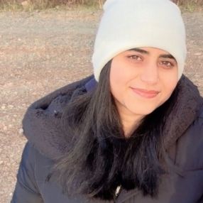 Harman jit kaur, Babysitter in Truro