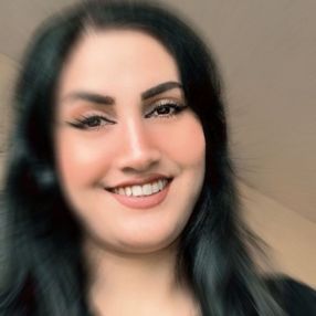 Marina, Babysitter à Hamilton