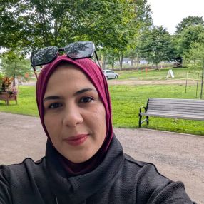 Selmi, Babysitter in Québec