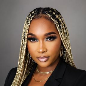 Manevia, Babysitter à Oshawa