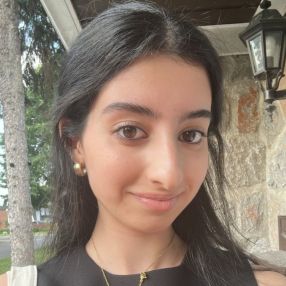 Ruby, Babysitter à Dollard-Des Ormeaux