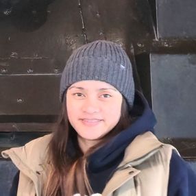 Jocel, Babysitter à Surrey