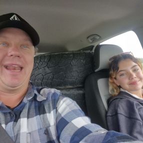 Dillon, Famille à Sylvan Lake
