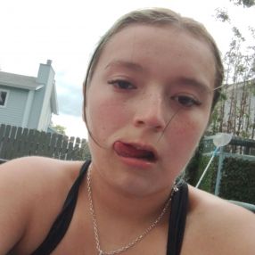 Sharon, Babysitter à Nanaimo