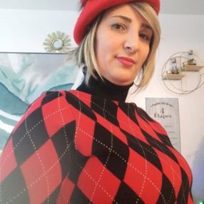 Kahina, Babysitter à Montreal