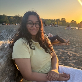 Inaya, Babysitter in Milton