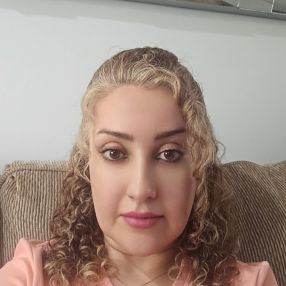 Leila, Babysitter à Coquitlam