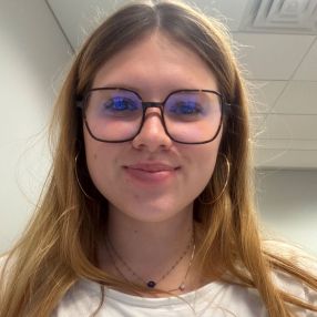 Helena, Babysitter à Montreal