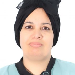 Najla, Babysitter in Laval