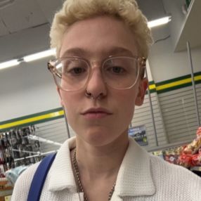 Frédérique, Babysitter à Blainville