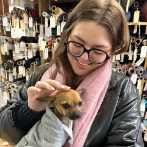 Ava, Babysitter in Oakville