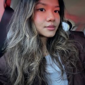 Nibisha, Babysitter à Brampton