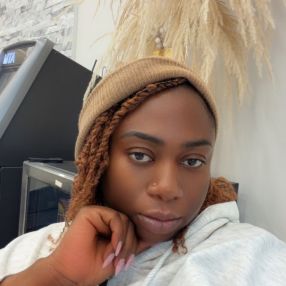 Chioma, Famille à Oakville