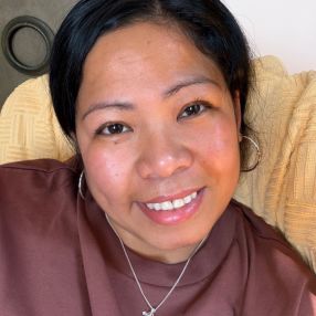 Theresa, Babysitter à Burnaby