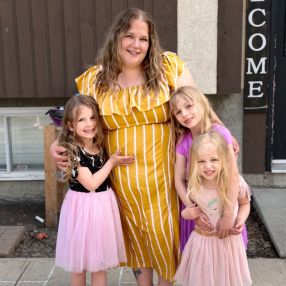 Amanda, Famille à Regina