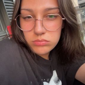 Océanne, Babysitter à Delson
