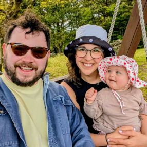 Mallory, Family in Vancouver