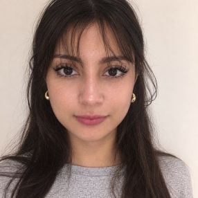 Leonelys, Babysitter à Winnipeg