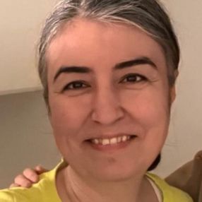 Safak, Babysitter in Edmonton