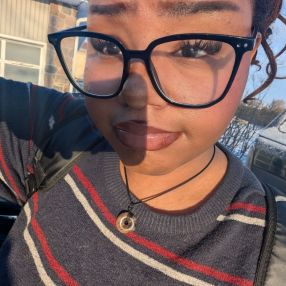 Annabella, Babysitter in Essex County