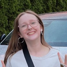 Katie, Babysitter in Langley Township