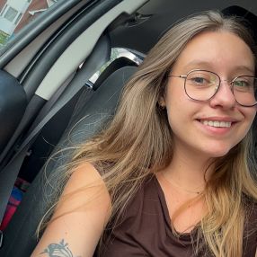 Sara, Babysitter in Longueuil