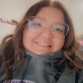 Nyomi, Babysitter in Prince Albert