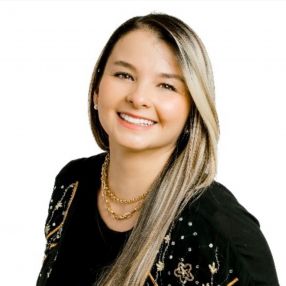 Andrea, Babysitter in Calgary