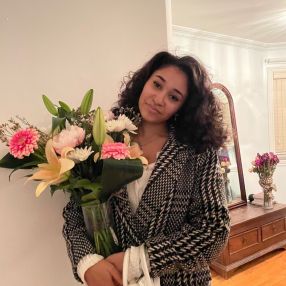 Amani, Babysitter à Brossard