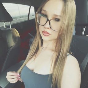 Penelope, Babysitter in Châteauguay