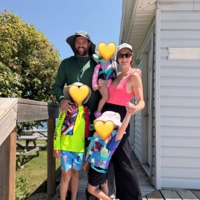 Tara, Famille à Guelph