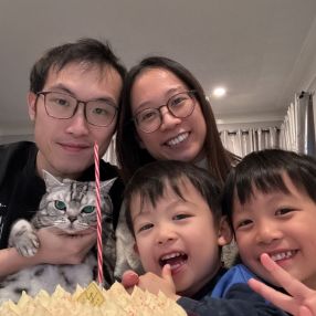Wing Wa, Family in Calgary