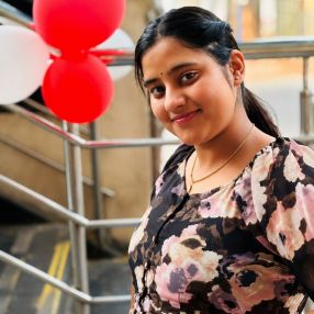 Jhansi Ratna, Babysitter à Sydney