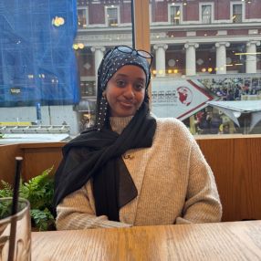 Rayan, Babysitter à Richmond