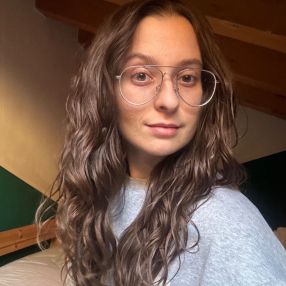 M, Babysitter in Edmonton