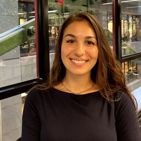 Norah, Babysitter à Chambly