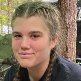 Krista, Babysitter in Hamilton