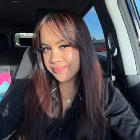 Daniella, Babysitter in Surrey