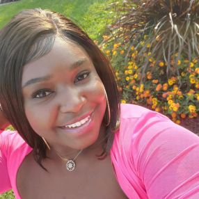 Sandra, Babysitter in Belleville