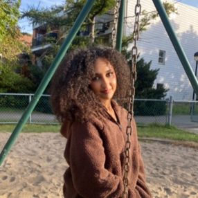 Malak, Babysitter in Laval