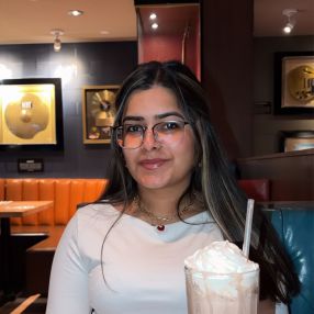 Kashish, Babysitter in Whitby