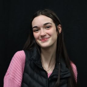Abbie, Babysitter in Belleville