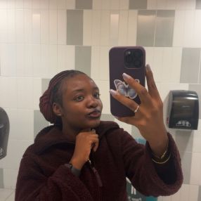 Makochukwu, Babysitter in Calgary