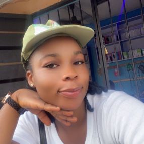 Afolabi Aishat, Babysitter in Edmonton