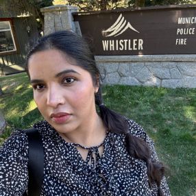 Gurleen, Babysitter à Kelowna