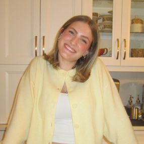Gaby, Babysitter in London
