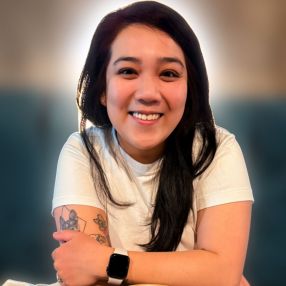Kim, Babysitter in Surrey