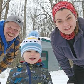 Emily, Famille à Barrie